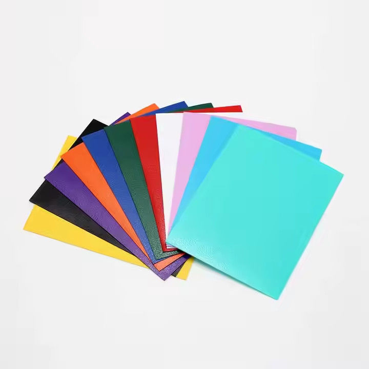 สีแมท TCG MTG YGO เกมไพ่ไส้แขน จําหน่ายระยะยาวในคลัง ขายปลีก 100 ชิ้น / แพ็ค